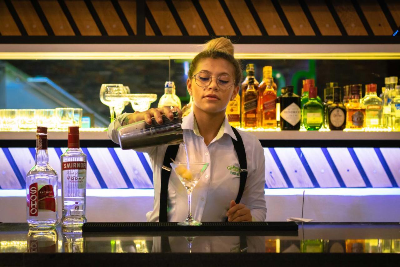 Lleras Green Hotel メデジン エクステリア 写真